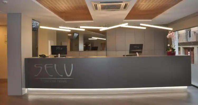 Hotel Selu - Recepción